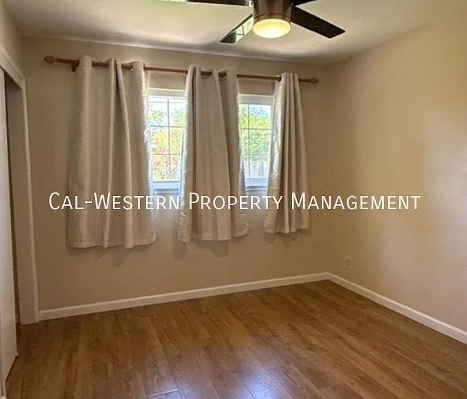 1521 Jasper Dr — Photo 11