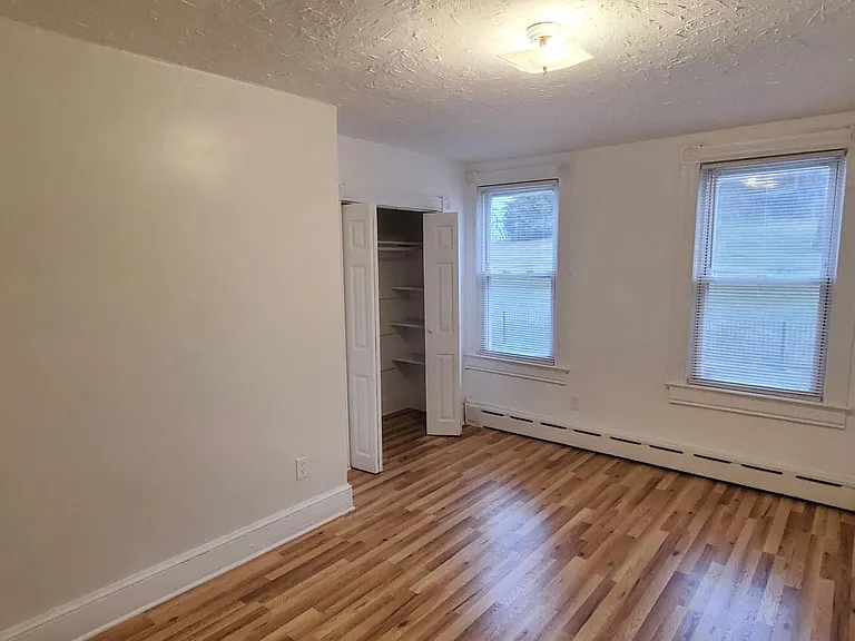 2227 14th St SE — Photo 15