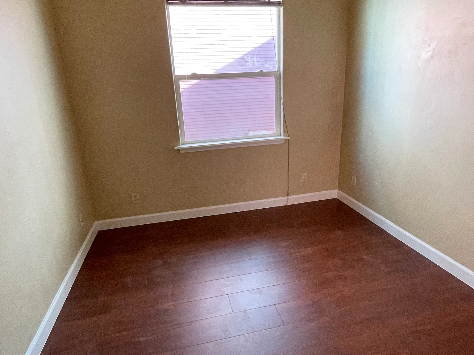 2 bed, 1.5 bath, 750 sqft, $2,595 — Photo 3