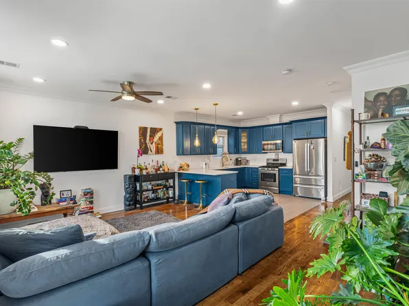 193 Halladay Street image 5 of 49