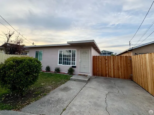 1755 16th St, San Pablo, CA 94806