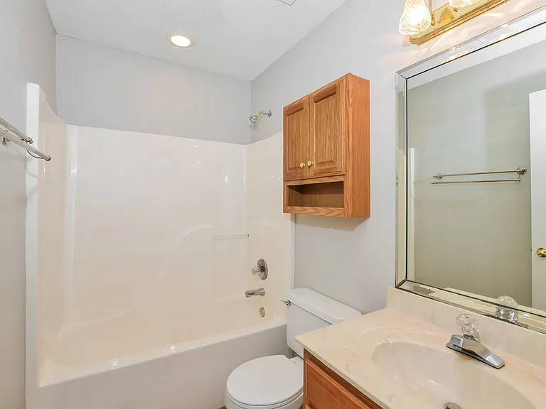 2382 Bethany Dr — Photo 16