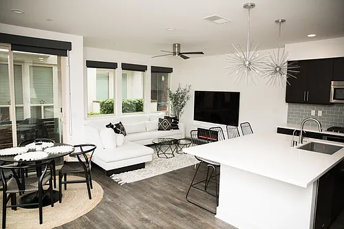 2460 Aperture Cir Photo 1