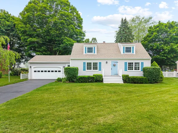 7 Buell Court, Clinton, CT 06413