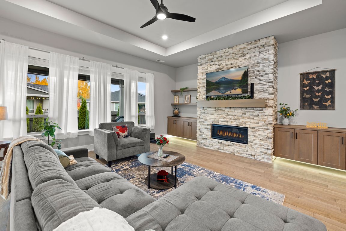 next background image