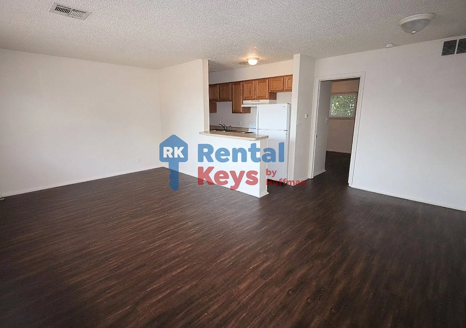1409-1423 Harrelton Drive — Photo 2