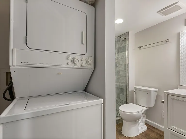 929 S Taylor St — Photo 23