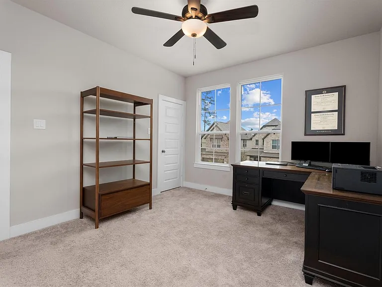 359 Mallorn Ln — Photo 26