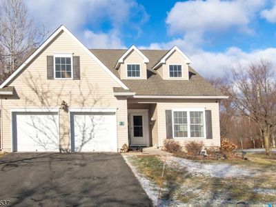 3 Bluffs Ct, Hamburg, NJ, 07419