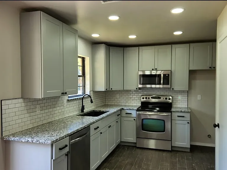 2910 S 138th East Pl — Photo 2