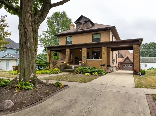 418 E Benton Ave, Stockton, IL 61085