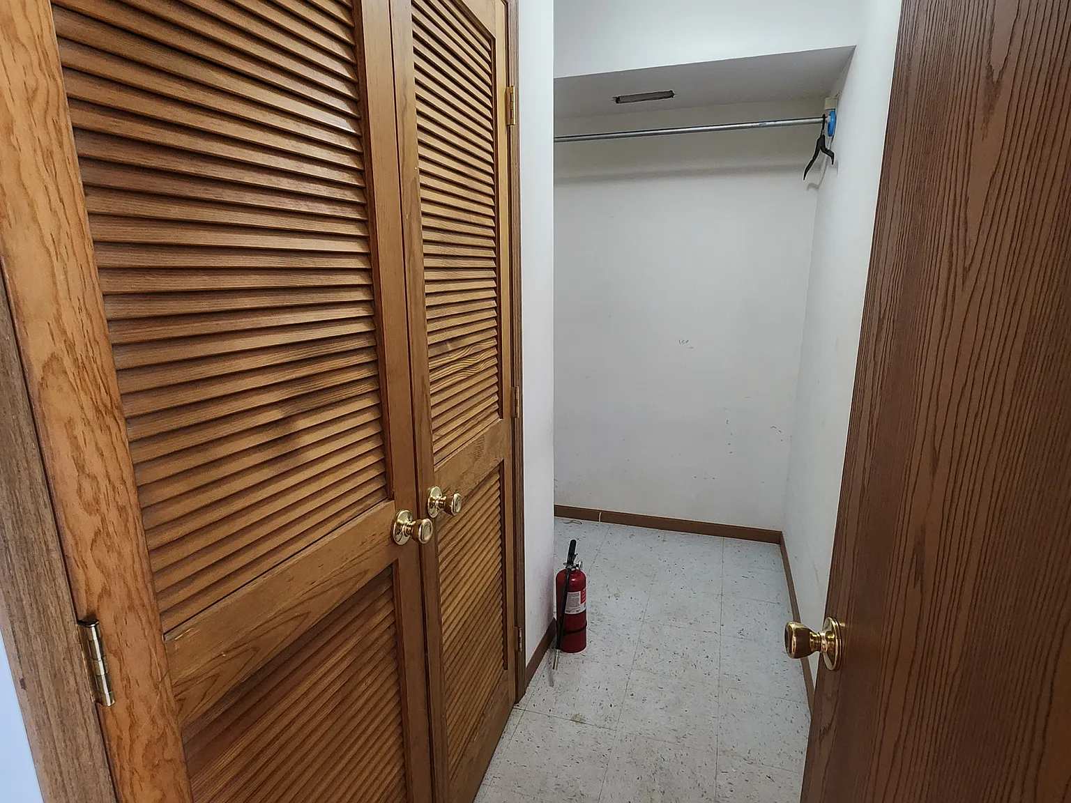 3 bed, 1.5 bath, 1464 sqft, $1,900 — Photo 3