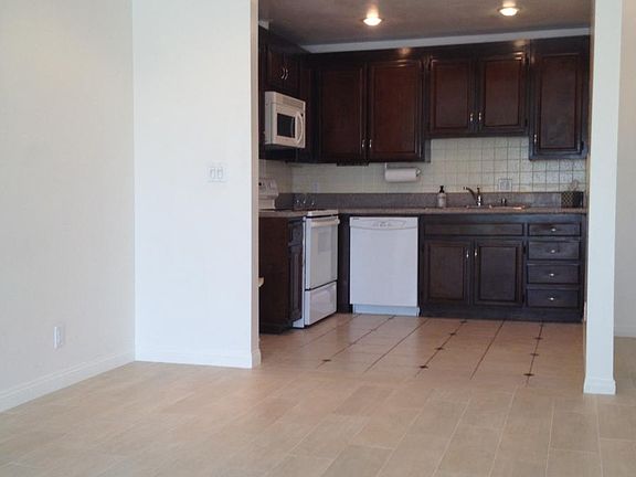 5th image of 300 Cagney Ln Ph 17