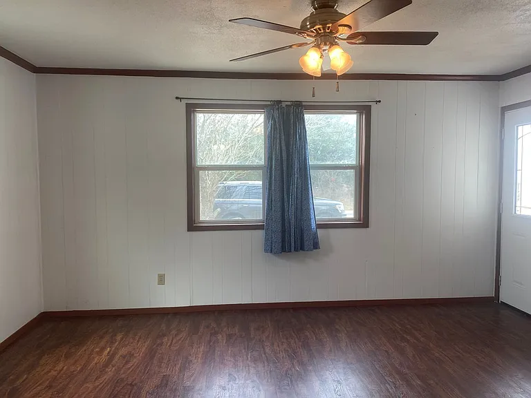 14015 Willow Grove Rd — Photo 4