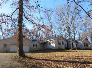 4806 N Kuebler Rd, Evansville, IN 47720