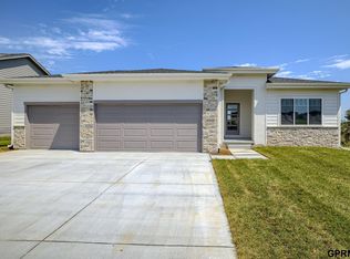 11003 N 169th St, Bennington, NE 68007
