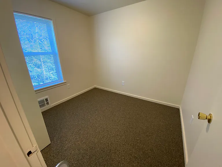 633 Burnett Ave S #T-302 — Photo 16