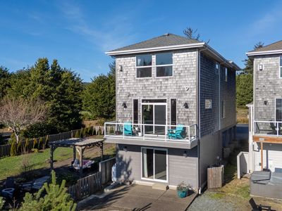 4789 Holly Heights Ave, Tillamook, OR, 97141