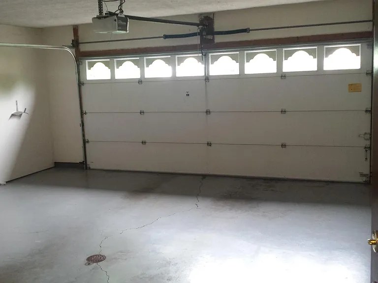 1504 E Bradshire St — Photo 9