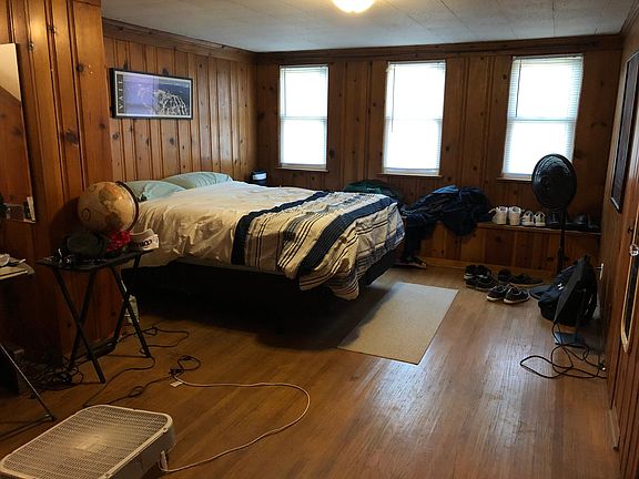 Master main area, master has 3 closets