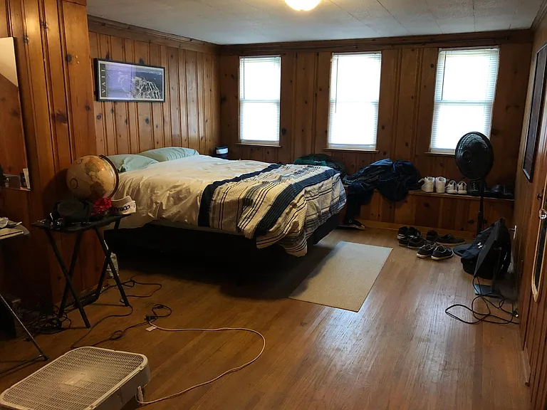 Master main area, master has 3 closets
