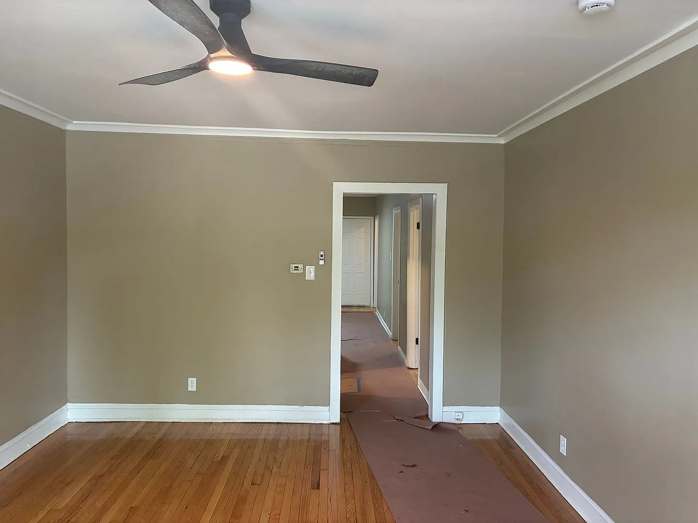 Charming and cozy 1st floor 2.5 bedroom. 1 bath — Photo 4