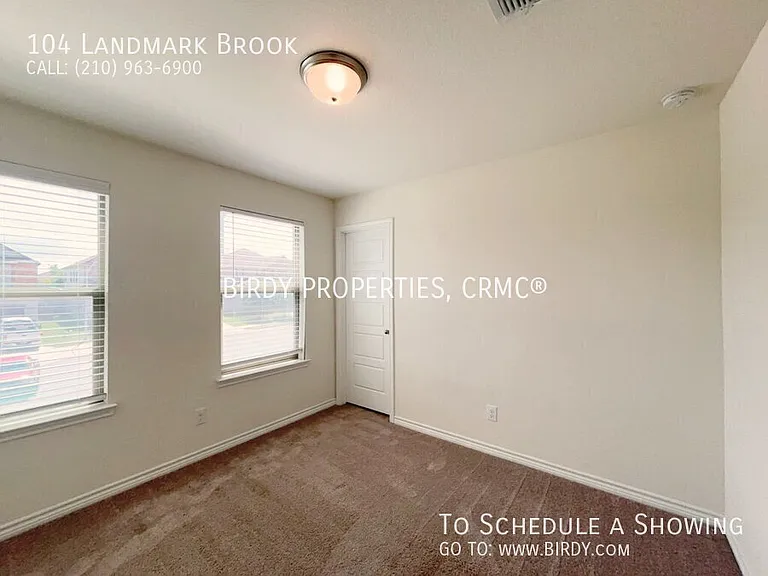 104 Landmark Brk — Photo 32