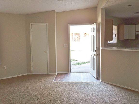 5th image of 4101 Sayle St APT 1004