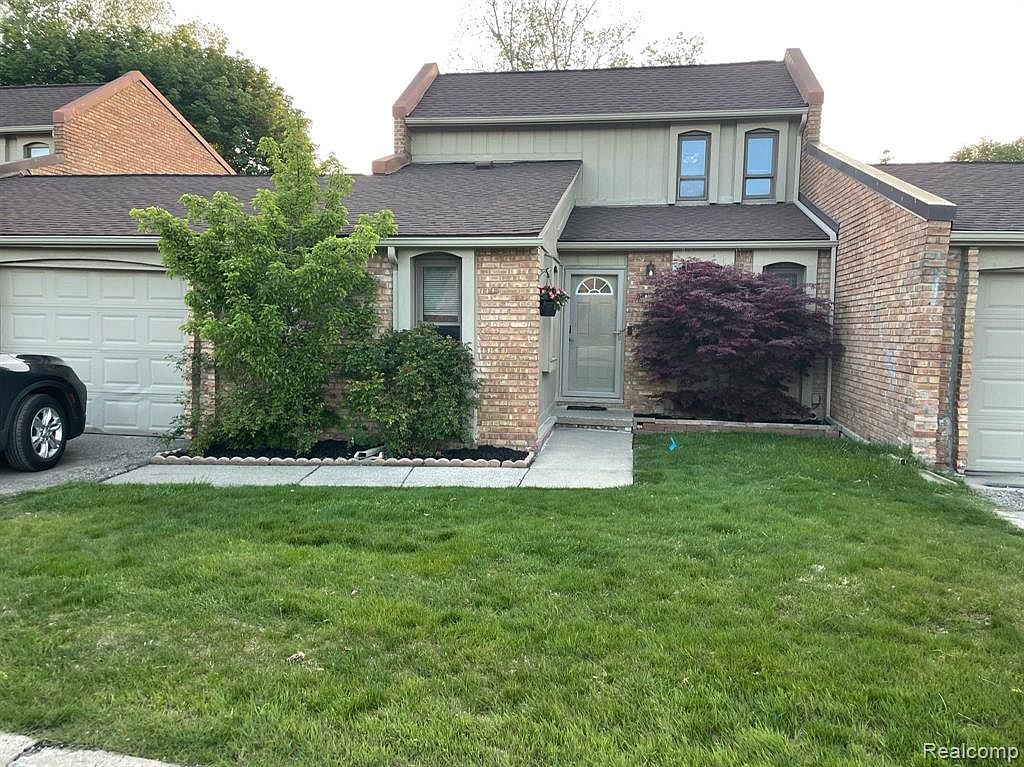 2910 Moon Lake Dr, West Bloomfield, MI 48323 MLS 20230041343 Zillow