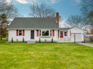 215 Leonard St, Agawam, MA 01001