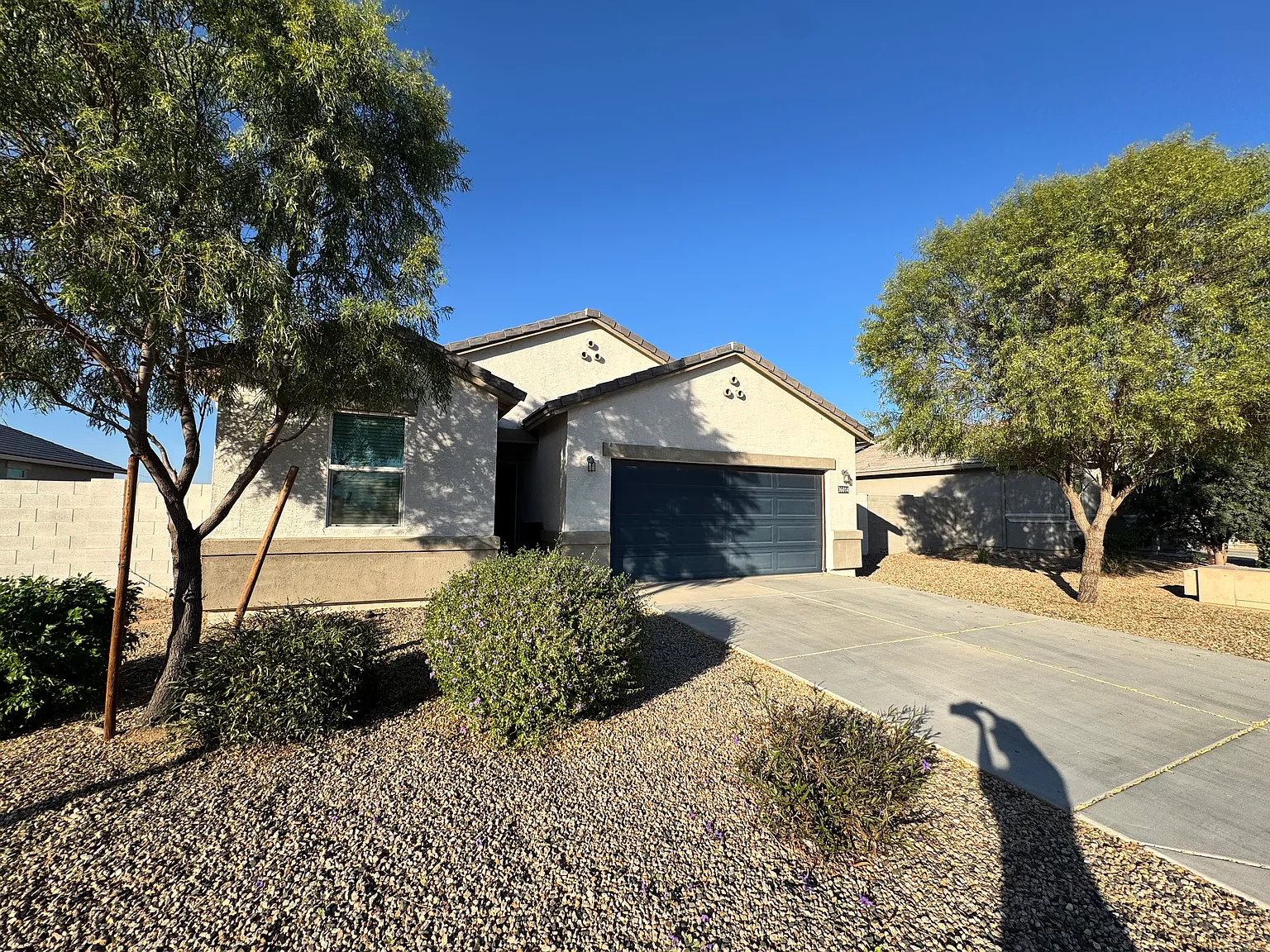 3 bed, 1368 sqft, $1,900 — Photo 2