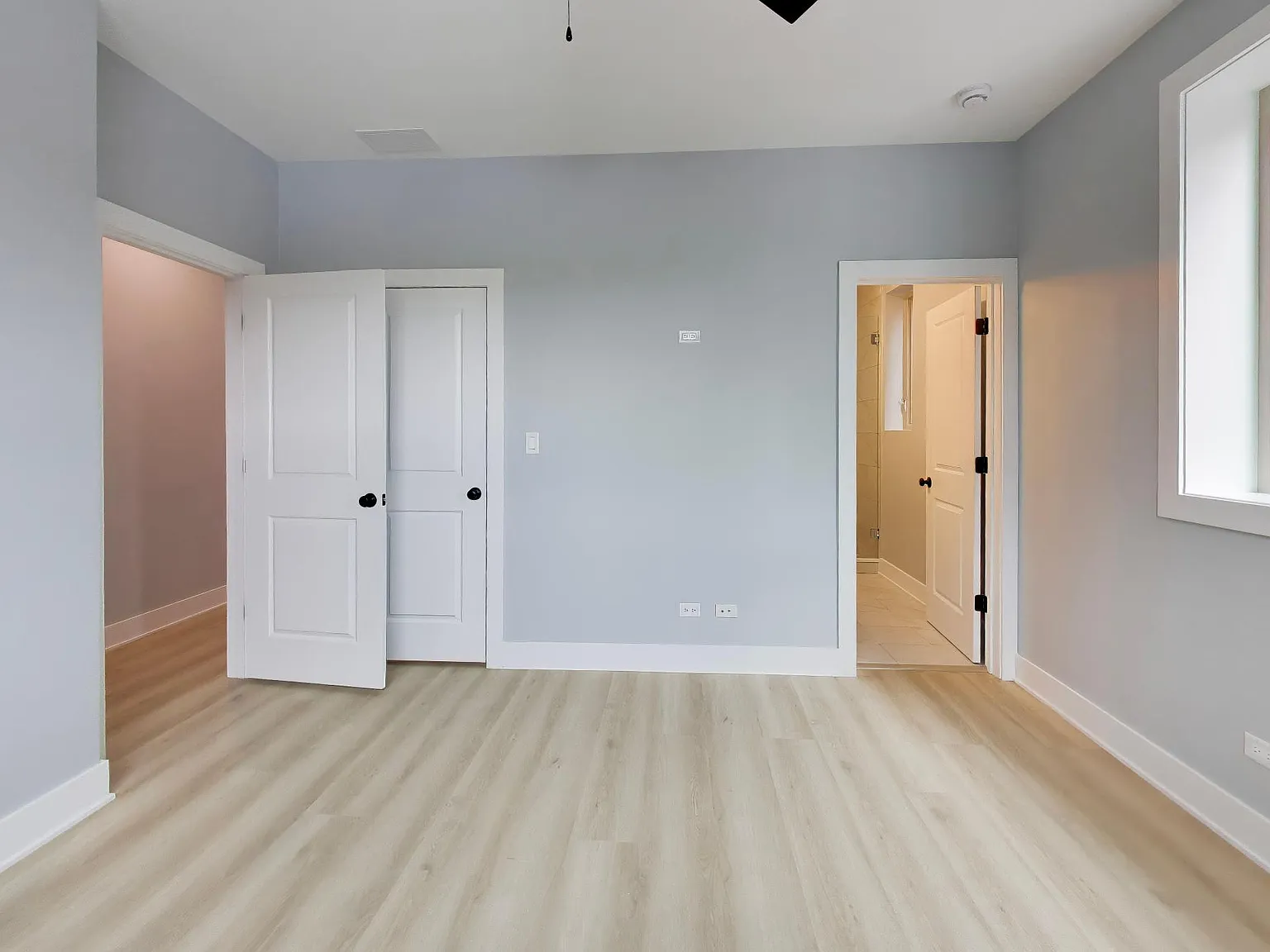 3 bed, $2,550 — Photo 4