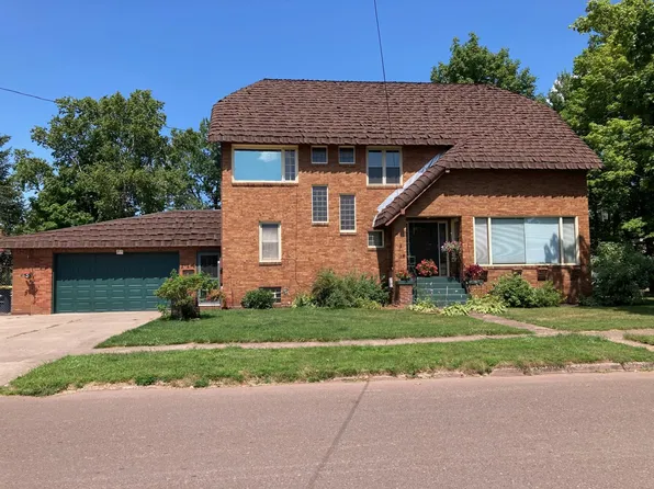 114 E Iron St, Bessemer, MI 49911