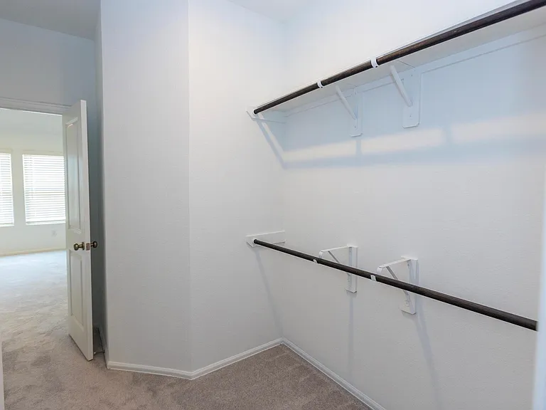 5330 Sleepy Fox Ln — Photo 17