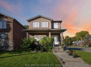 122 Cedarcrest Blvd, Toronto, ON M4B 2P3