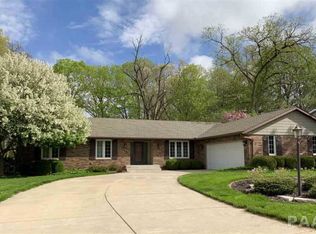 139 Maple Ridge Dr, Morton, IL 61550