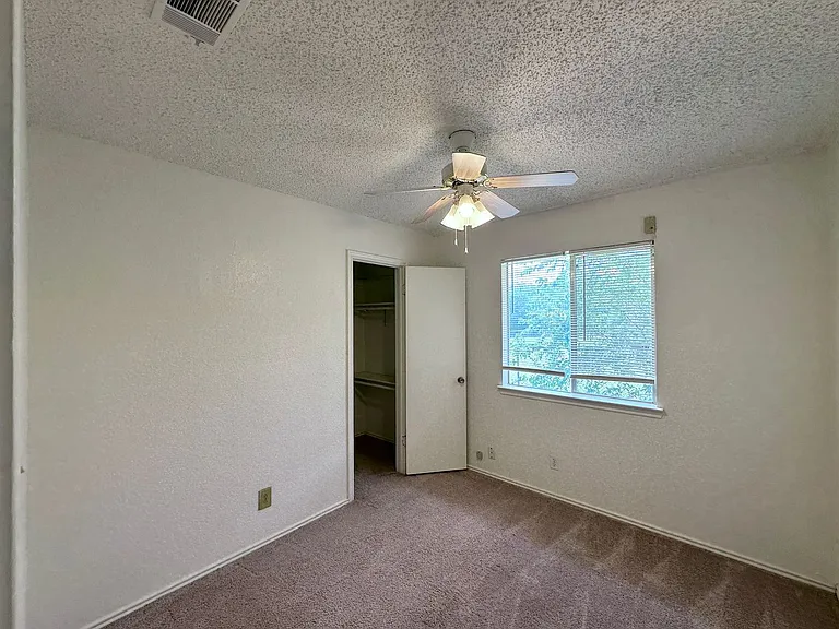 2312 Silverhill Dr — Photo 26