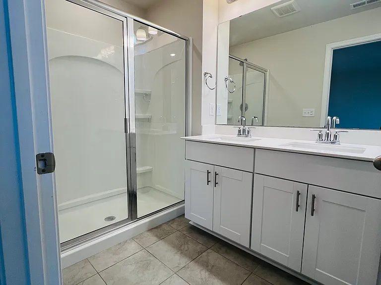 916 Field Ivy Dr — Photo 8