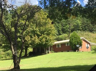 267 Chicken House Hollow Rd, Sandy Hook, KY 41171