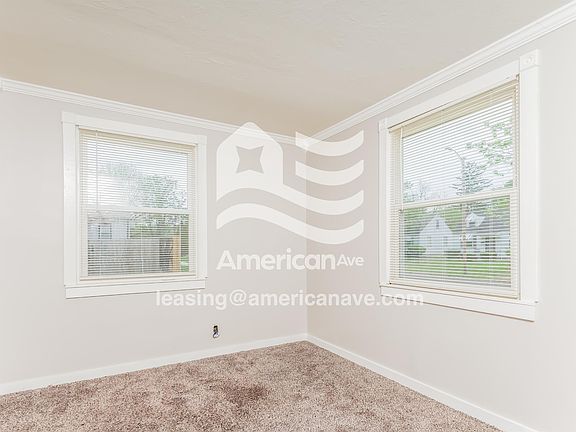 5-Dining Room
