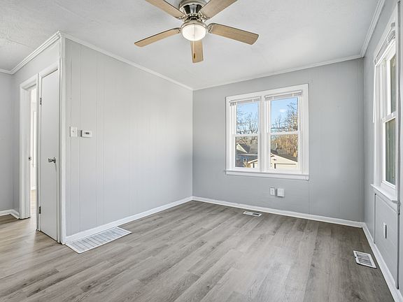 2nd image of 303 Green St