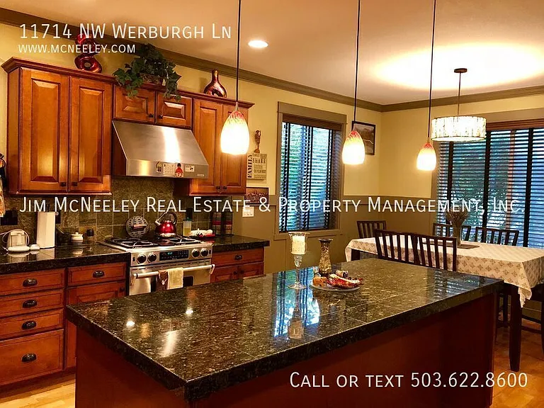 11714 NW Werburgh Ln — Photo 5
