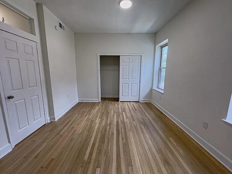 1936 Green St #2 — Photo 22