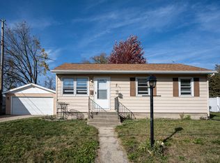 413 Phoenix St, Delavan, WI 53115