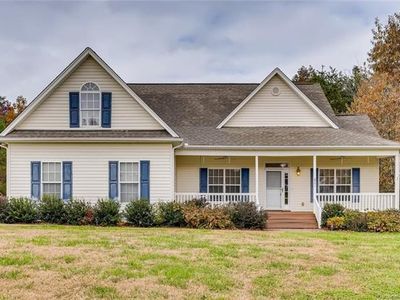 6551 Fly A Way Dr, Denver, NC, 28037