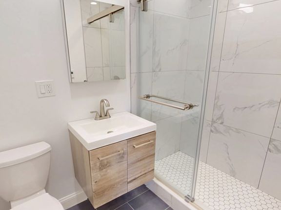 4th image of 379 Commonwealth Ave APT 8