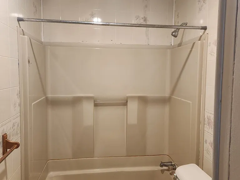1051 Lawnview Ave — Photo 8