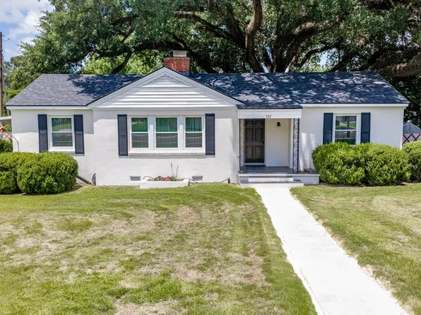 337 College St, Blakely, GA 39823