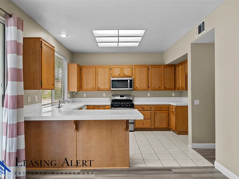 23721 Skycrest Cir — Photo 7