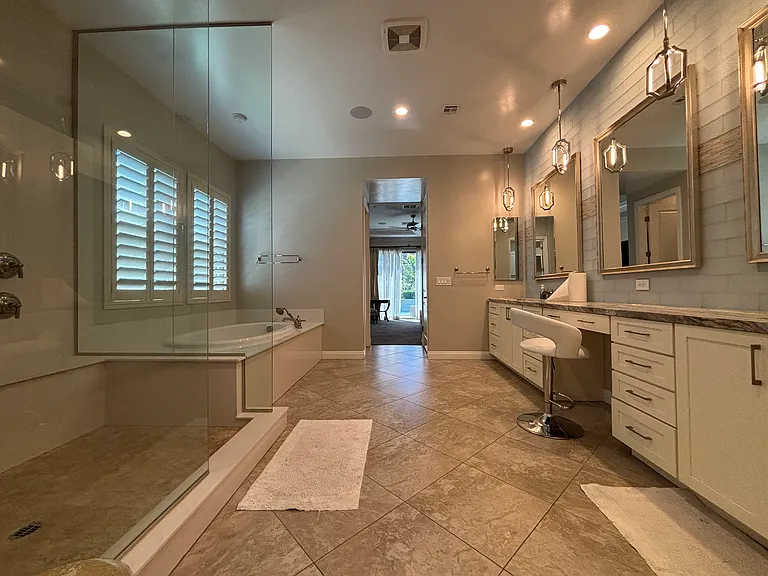 81 Navarra Canyon Ct — Photo 33